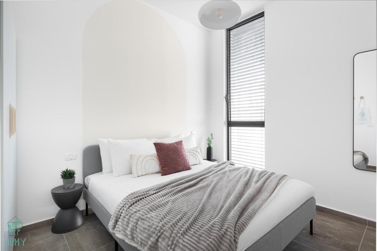 White City Eclectic Design Apartments By Homy Tel Aviv Bagian luar foto