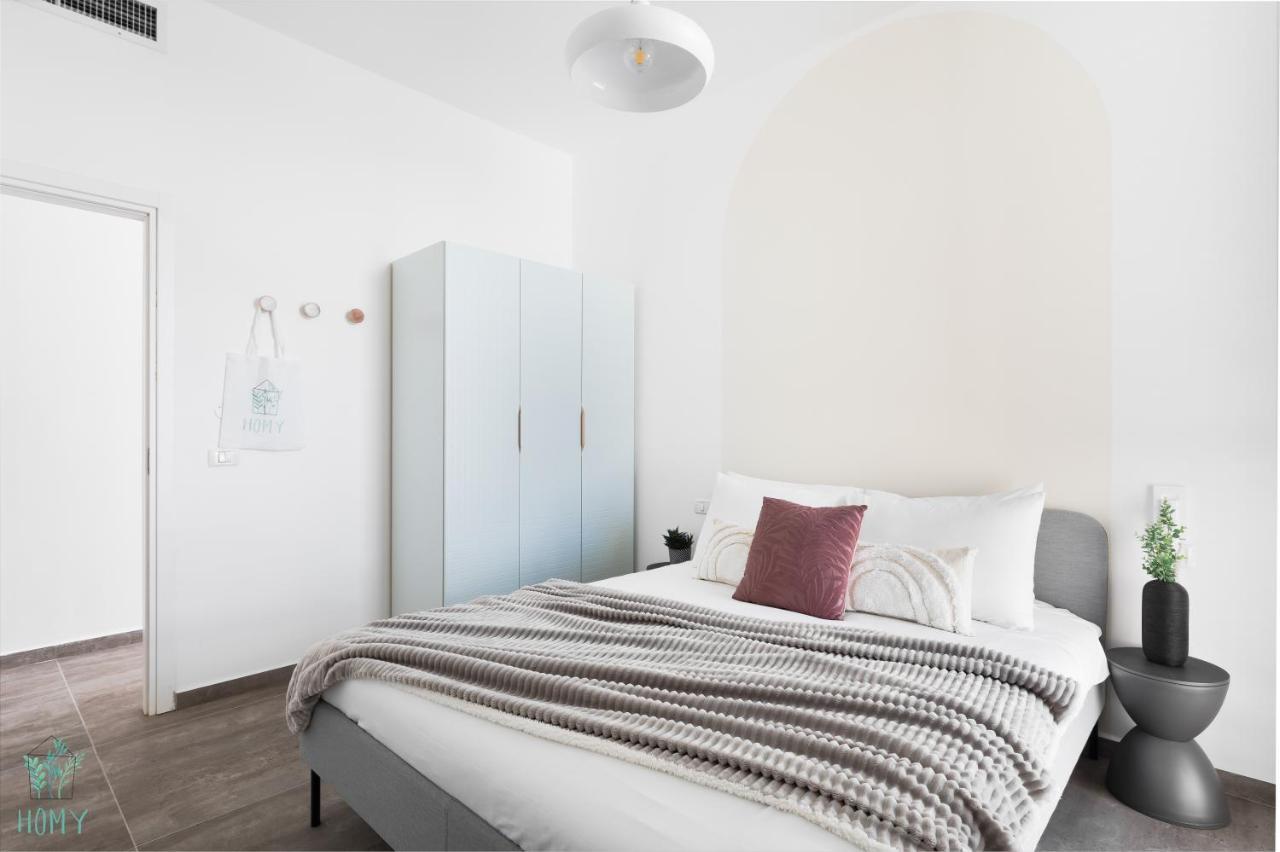 White City Eclectic Design Apartments By Homy Tel Aviv Bagian luar foto