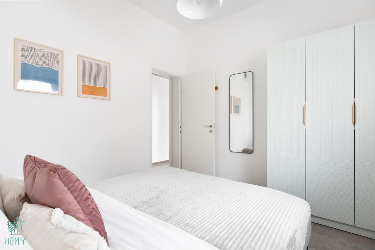 White City Eclectic Design Apartments By Homy Tel Aviv Bagian luar foto